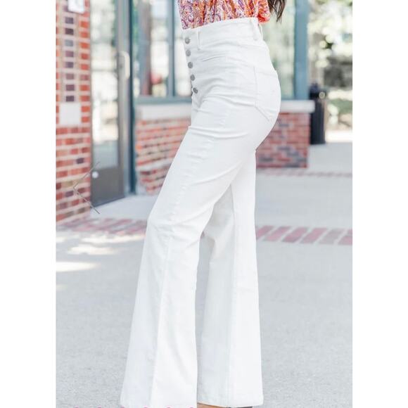 Pink Lily‎ Plus Button Fly Bright White Super Flare Stretchy Pants Size 17 - Picture 3 of 9